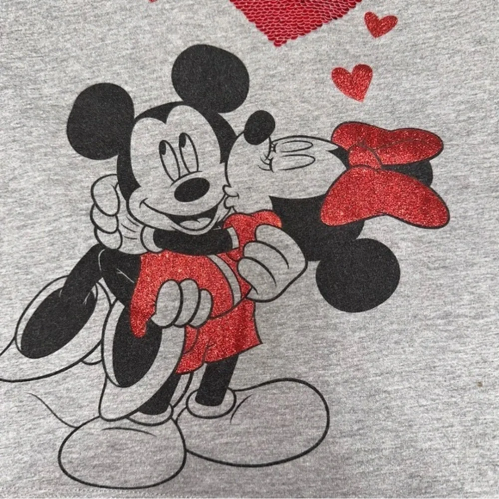 ❤️ Disney Mickey‎ & Minnie Valentine’s Day hearts shirt glitter & sequins